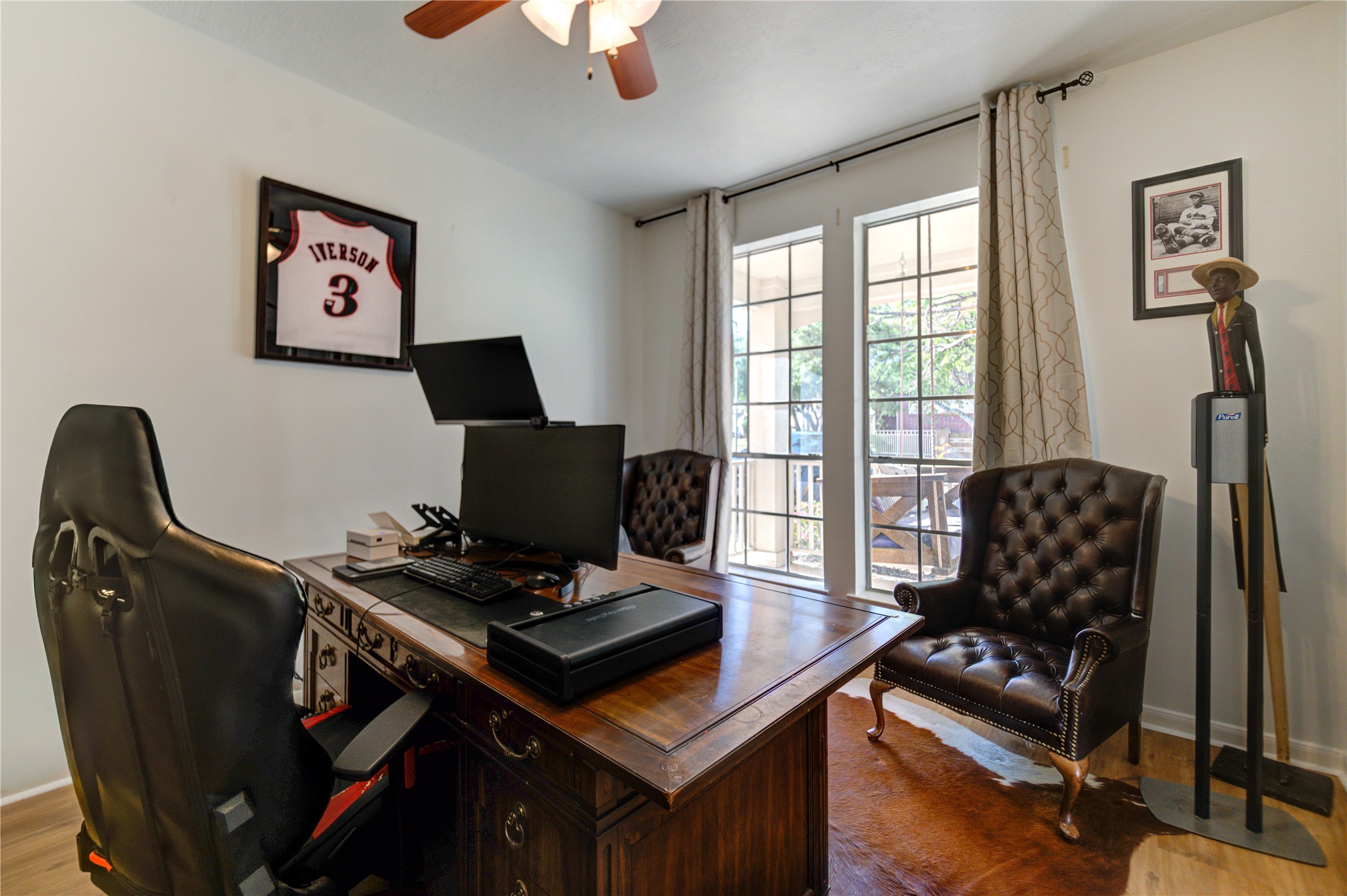 10906 Trail Ridge Drive Houston, TX 77064 - Photo 9 of 41 Private office space located away from bedrooms, ideal for focused work and productivity.