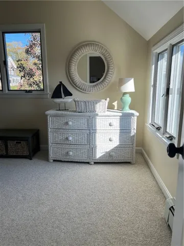 $2,800 | 157 Briarwood Avenue, Middletown, RI 02842