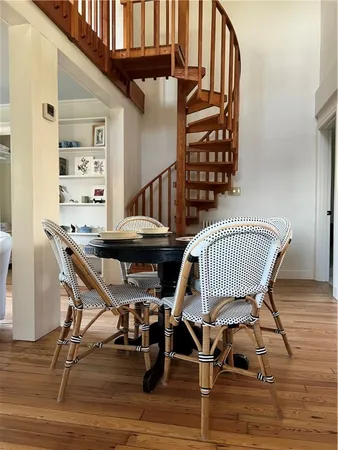 $2,800 | 157 Briarwood Avenue, Middletown, RI 02842