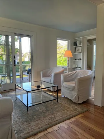 $2,800 | 157 Briarwood Avenue, Middletown, RI 02842