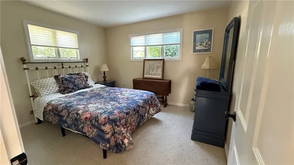 $2,800 | 157 Briarwood Avenue, Middletown, RI 02842