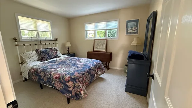 $2,800 | 157 Briarwood Avenue, Middletown, RI 02842