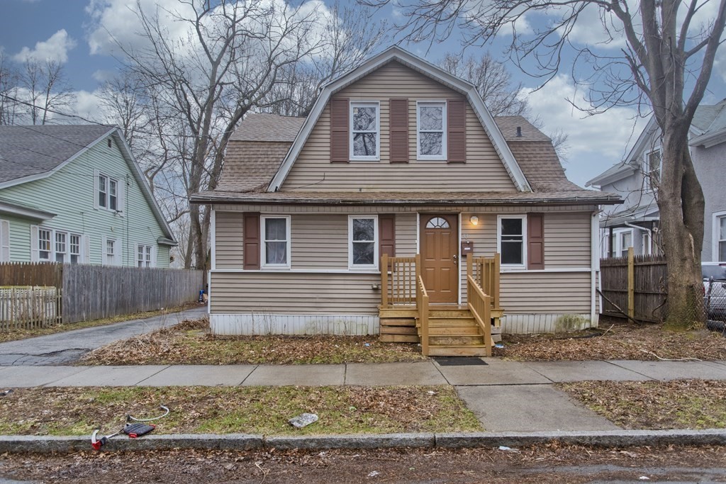 53 Whiting Street Springfield, MA 01107 - Photo 2 of 42