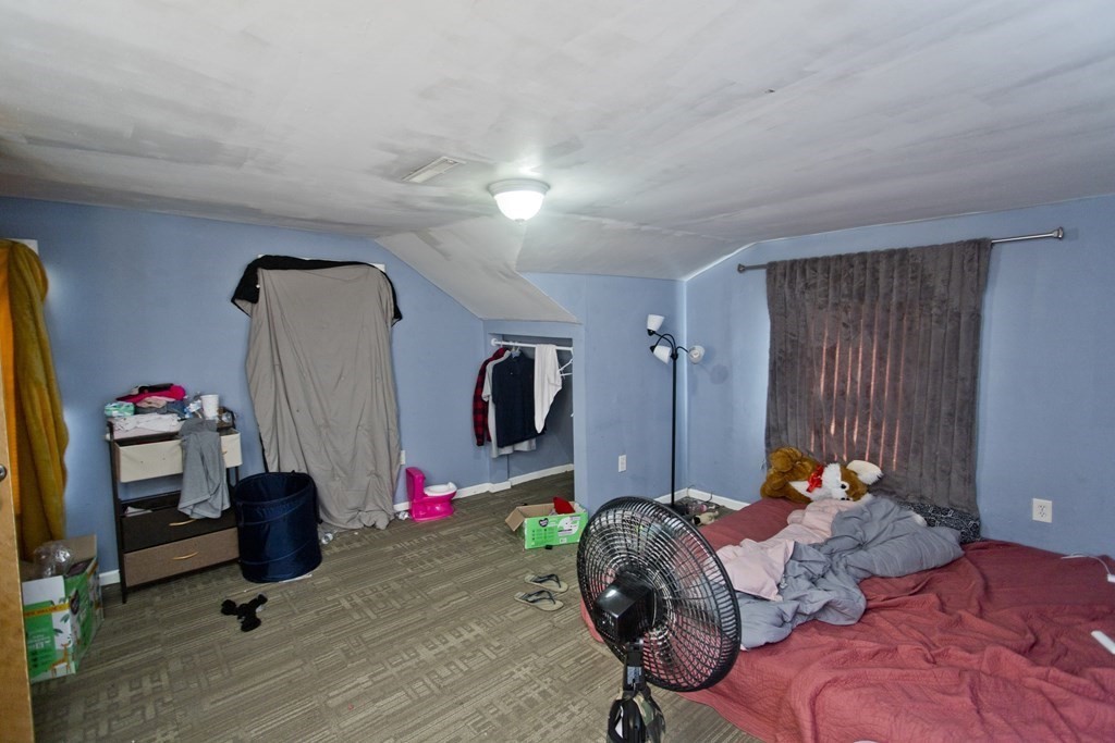 53 Whiting Street Springfield, MA 01107 - Photo 22 of 42