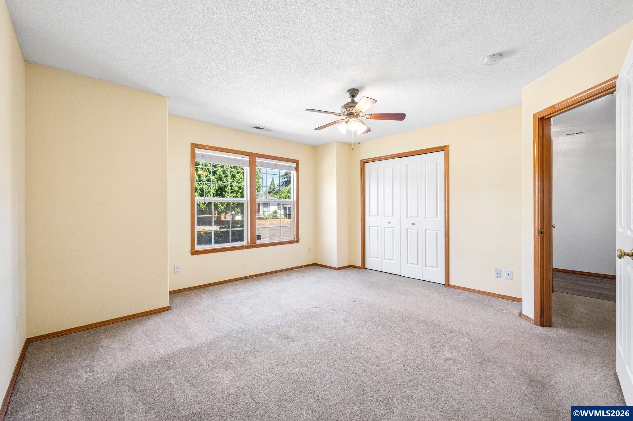 257 North Knights Bridge Road Canby, OR 97013 - Photo 18 of 33