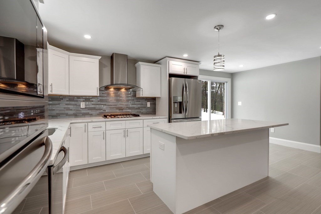 77 Martin Road Douglas, MA 01516 - Photo 6 of 42 Gallery Image 6