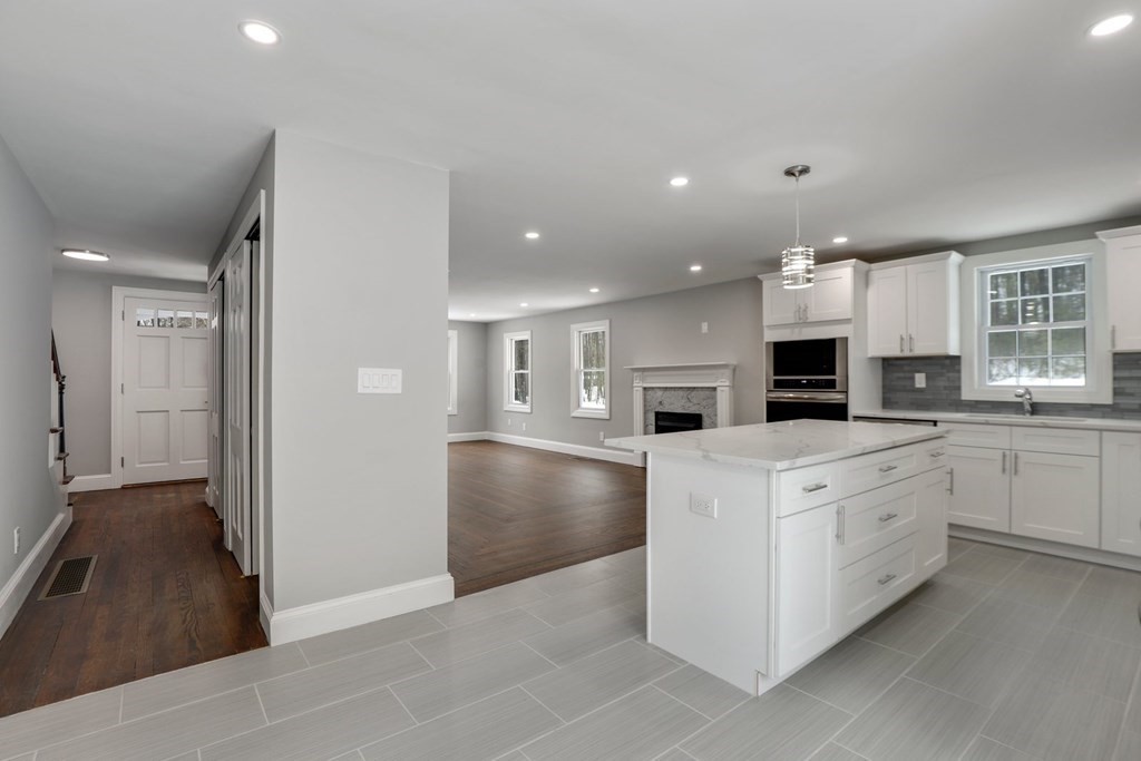 77 Martin Road Douglas, MA 01516 - Photo 8 of 42 Gallery Image 8