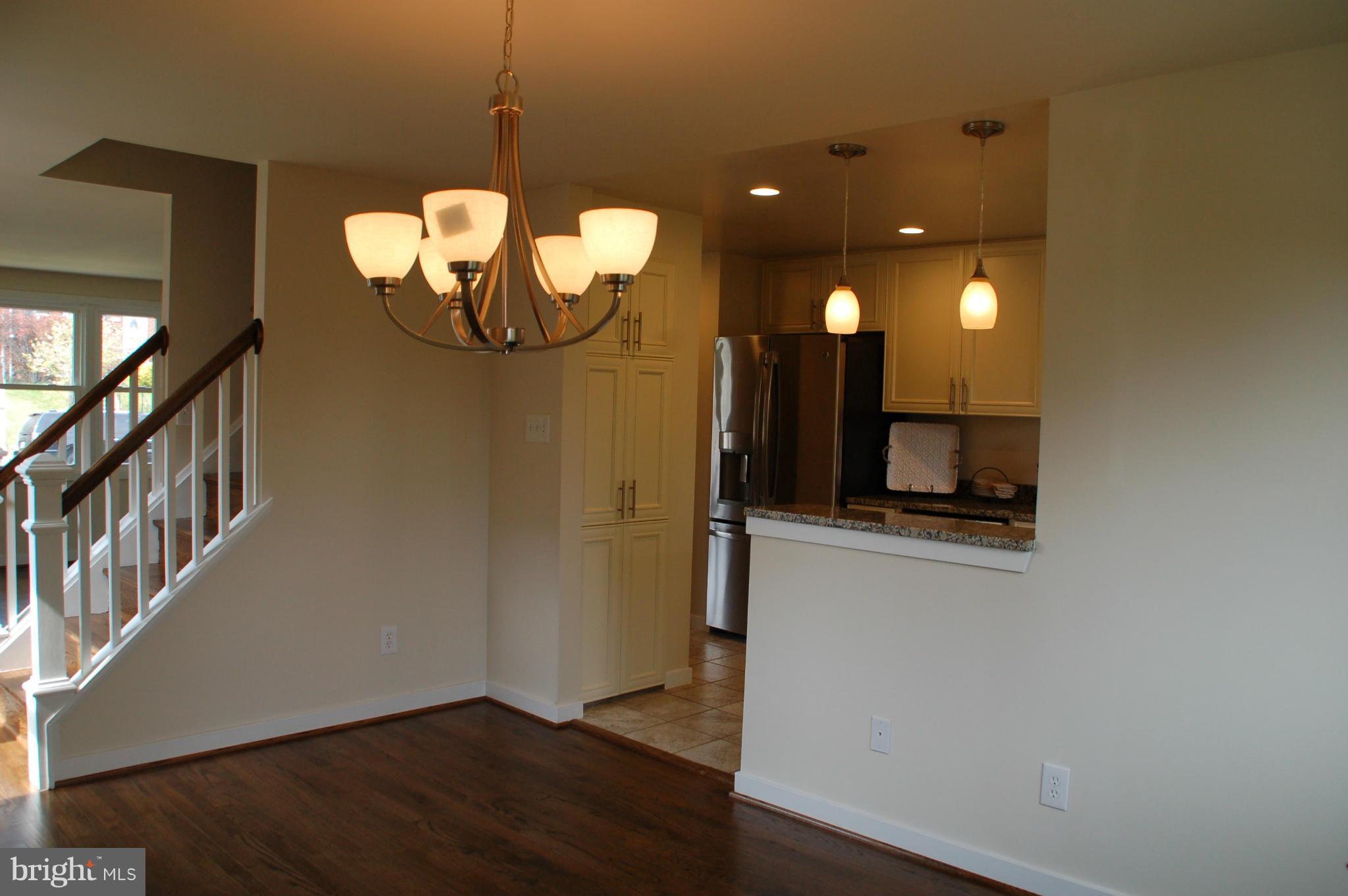 1021 Grovehill Road Baltimore, MD 21227 - Photo 11 of 30 Dining Room