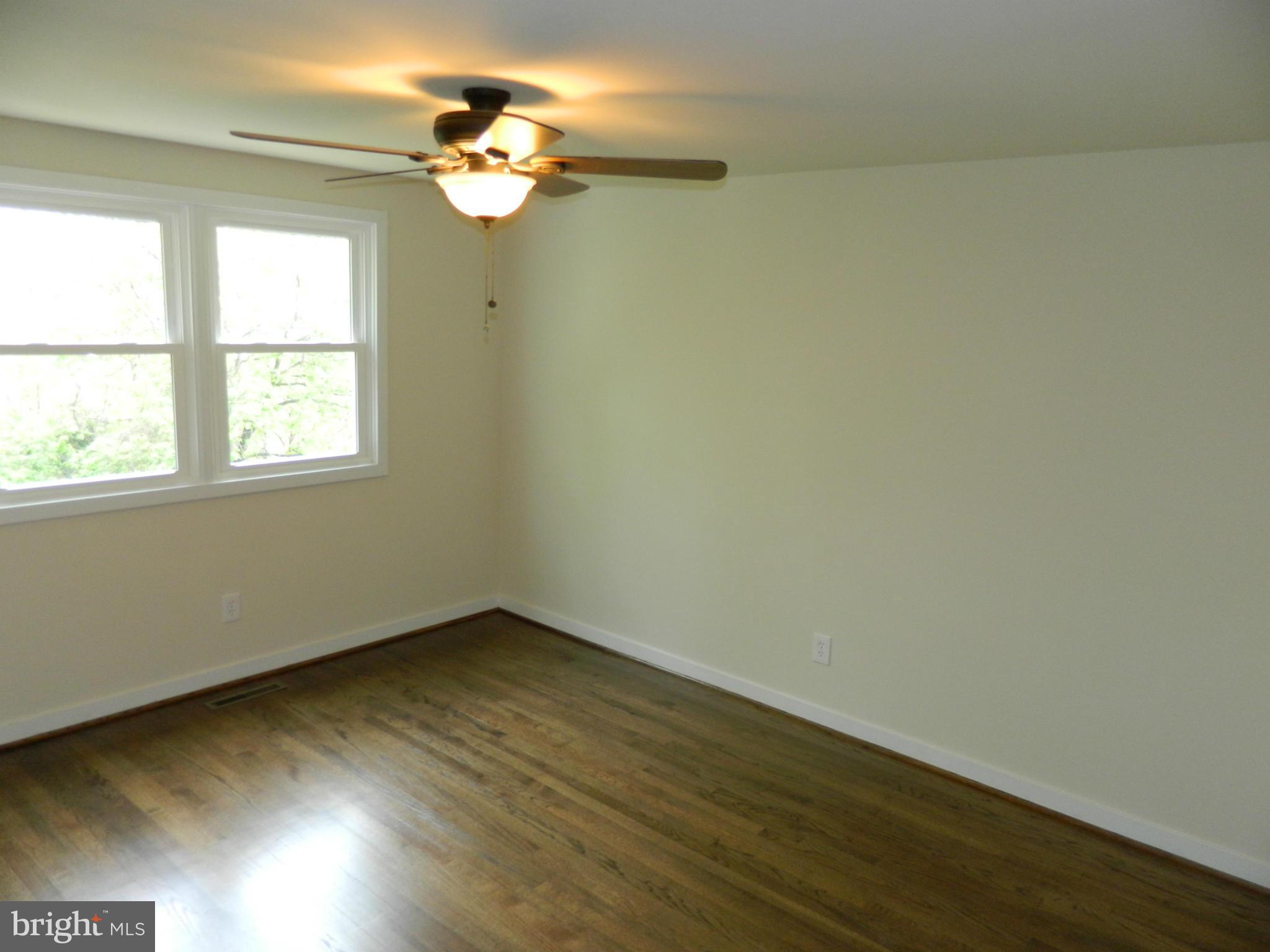 1021 Grovehill Road Baltimore, MD 21227 - Photo 19 of 30 Bedroom (Master)