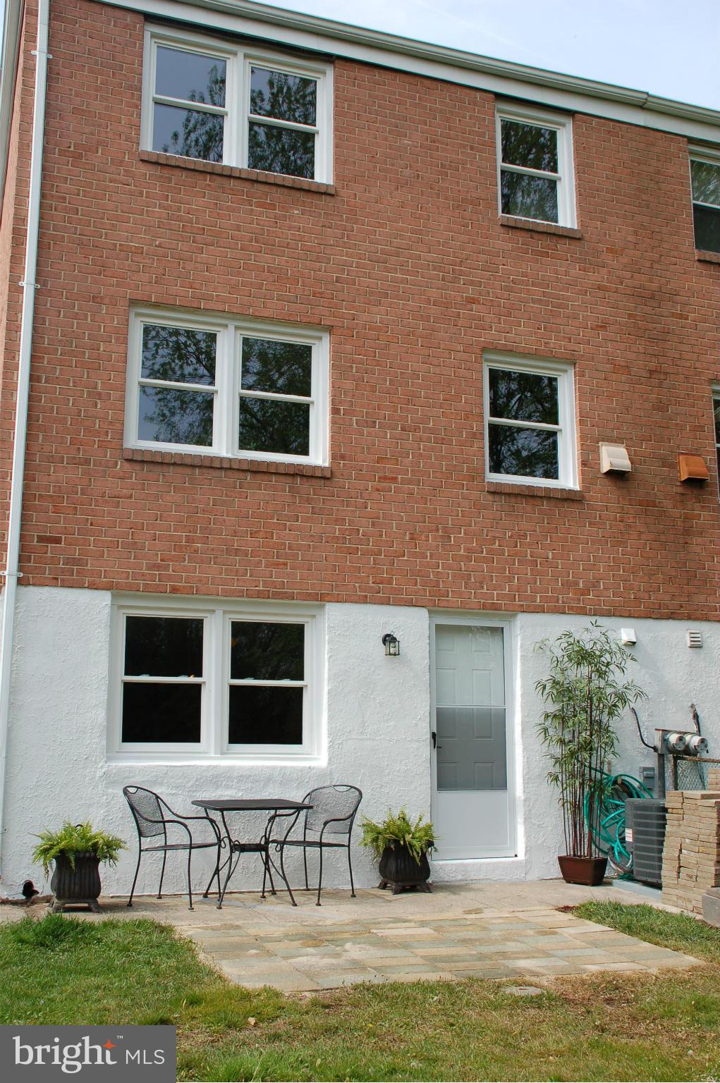 1021 Grovehill Road Baltimore, MD 21227 - Photo 27 of 30 Exterior (Rear)