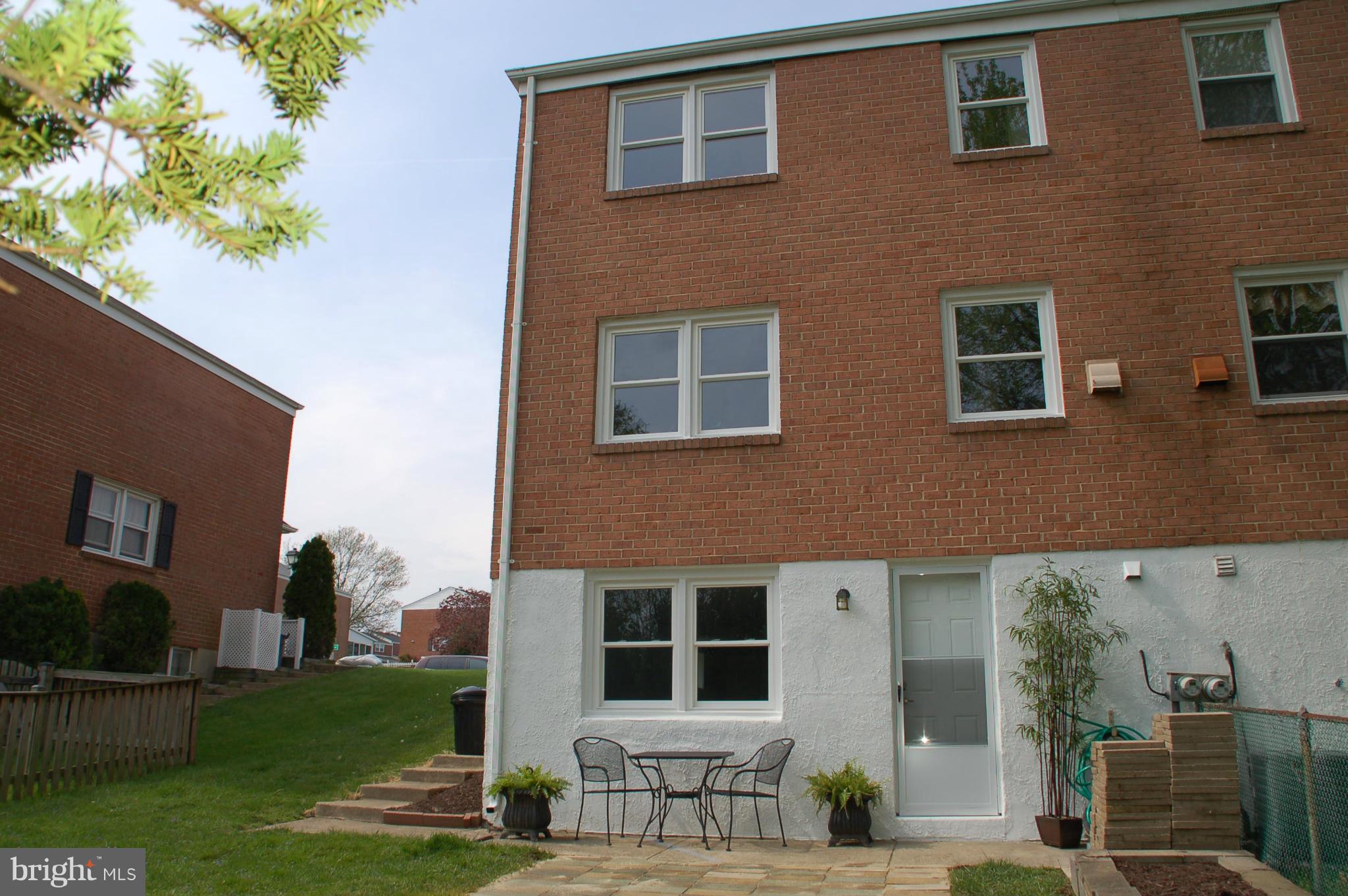 1021 Grovehill Road Baltimore, MD 21227 - Photo 28 of 30 Exterior (Rear)