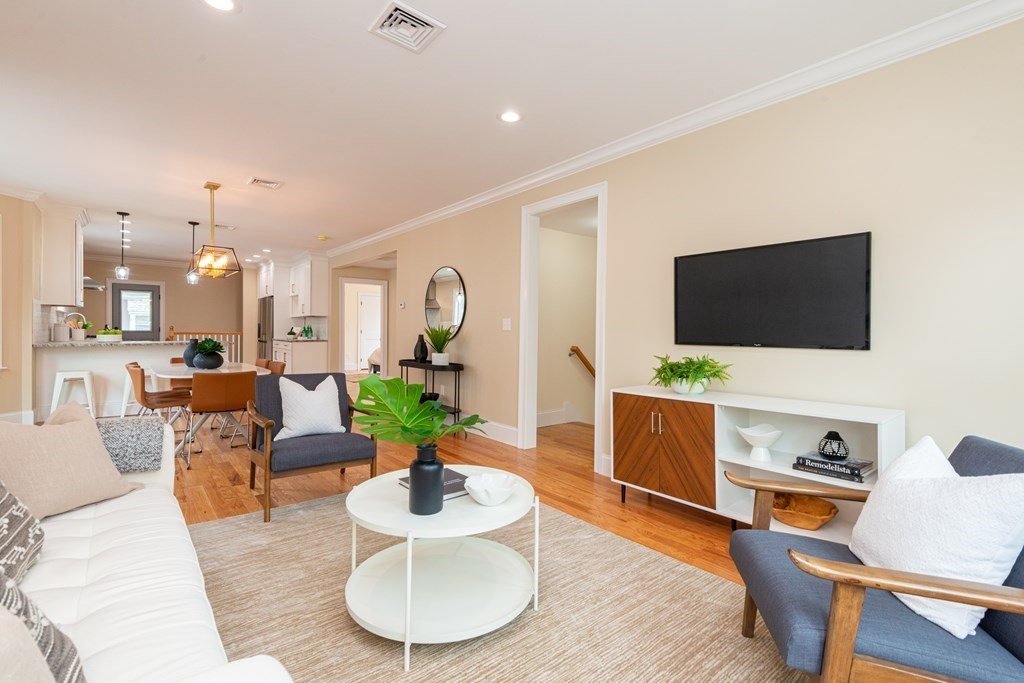 16 Egerton Road, Unit 16 Arlington, MA 02474 - Photo 10 of 42 Gallery Image 10
