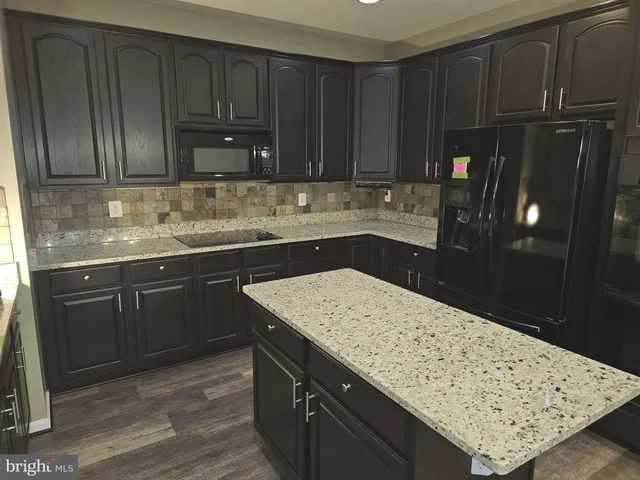 $480,000 | 18 Powder River Court, Harpers Ferry, WV 25425