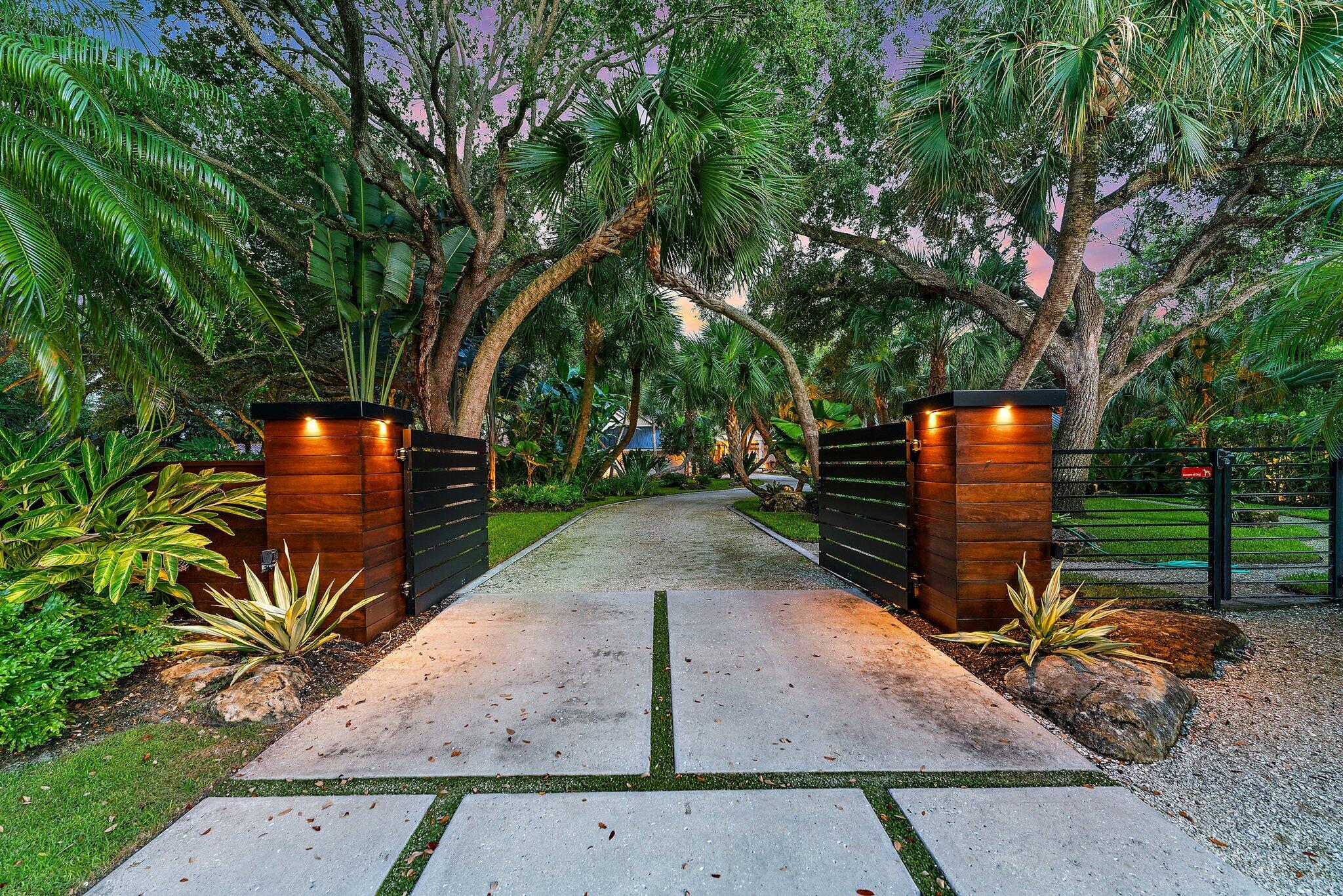 5488 Pennock Point Road Jupiter, FL 33458 - Photo 6 of 45 004-5488PennockPointRd-Jupiter-SMALL