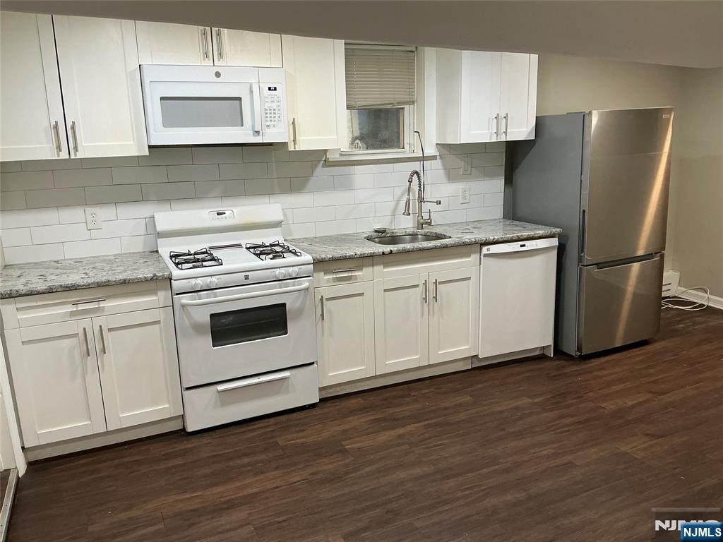 311 5th Street, Unit B Fairview, NJ 07022 - Photo 10 of 18