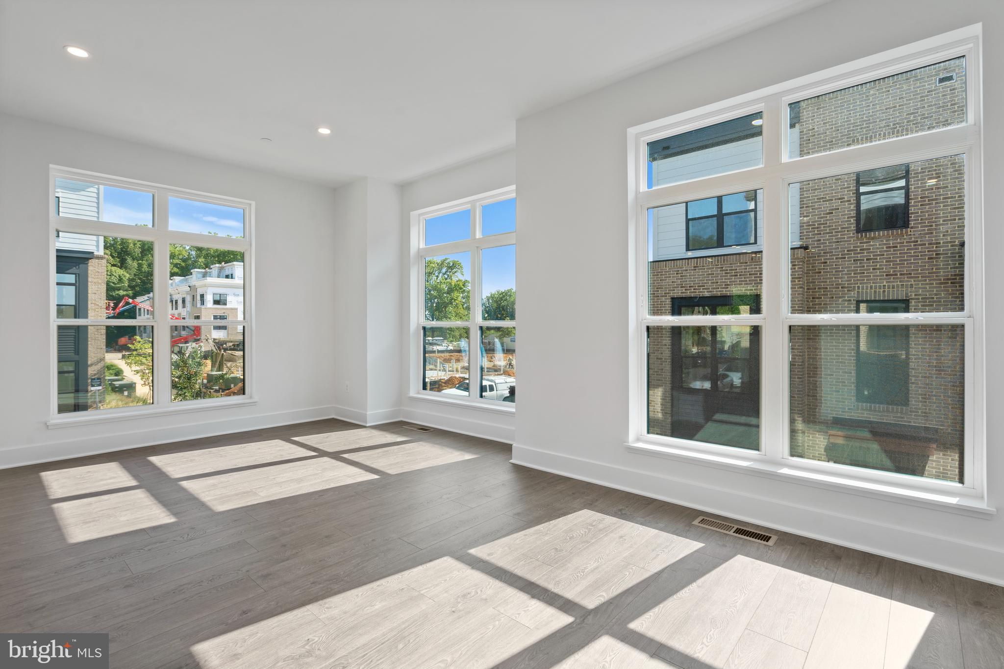2038 Tysons Ridgeline Road Falls Church, VA 22043 - Photo 14 of 42 End unit provides large windows & lots of sunlight