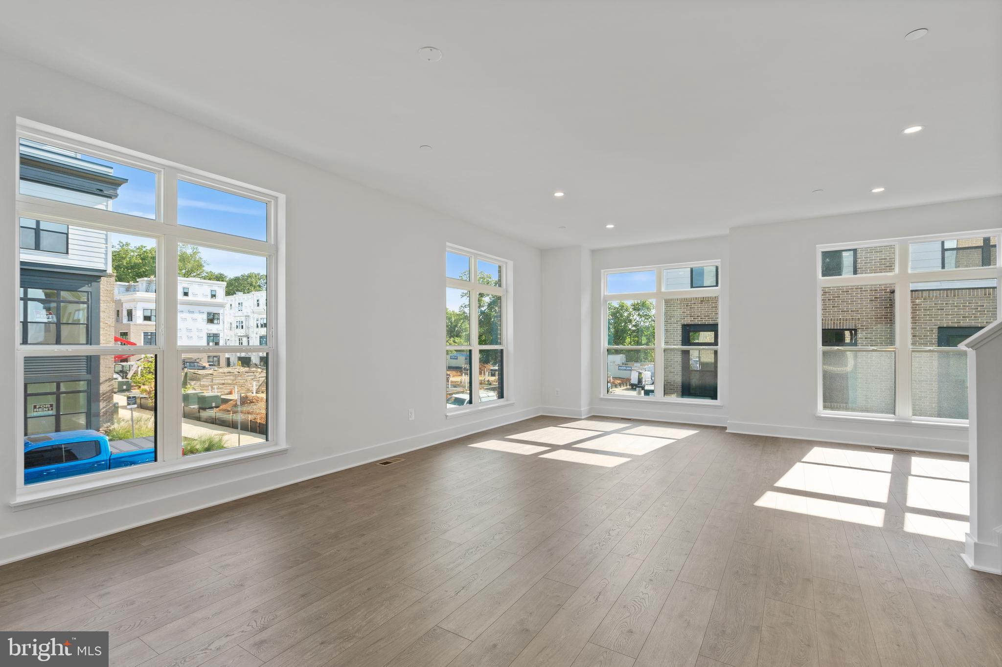 2038 Tysons Ridgeline Road Falls Church, VA 22043 - Photo 18 of 42 Expansive main level family room w/ LVP