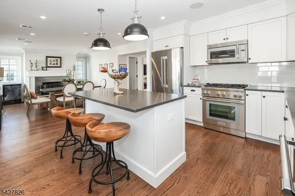 $6,300 | 113 Washington Street, Unit A, Morristown, NJ 07960