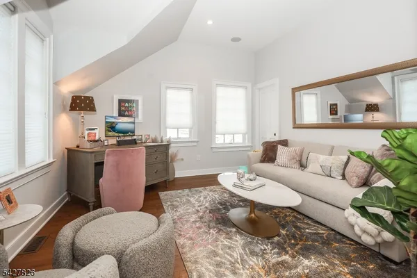 $6,300 | 113 Washington Street, Unit A, Morristown, NJ 07960
