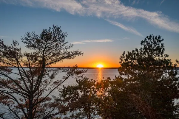 $1,695,000 | 8559 Sunset Shores Pine River, Pine River, MN 56474