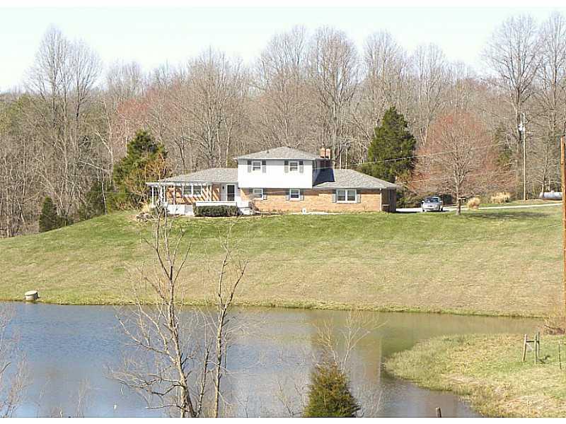 5053 Lee Turner Road Columbus, IN 47201 - Photo 2 of 22 Gallery Image 2