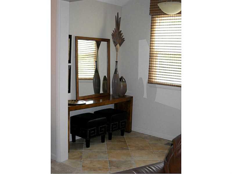 5053 Lee Turner Road Columbus, IN 47201 - Photo 20 of 22 Gallery Image 20