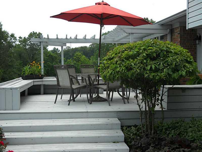 5053 Lee Turner Road Columbus, IN 47201 - Photo 4 of 22 Gallery Image 4