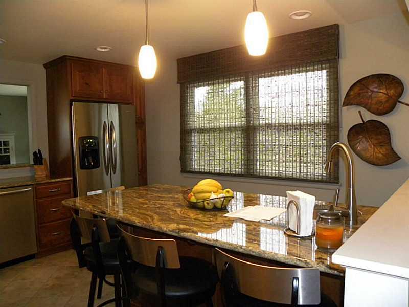 5053 Lee Turner Road Columbus, IN 47201 - Photo 6 of 22 Gallery Image 6