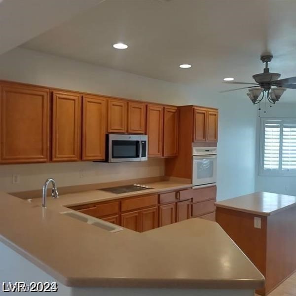 1652 Black Fox Canyon Road Henderson, NV 89052 - Photo 11 of 64