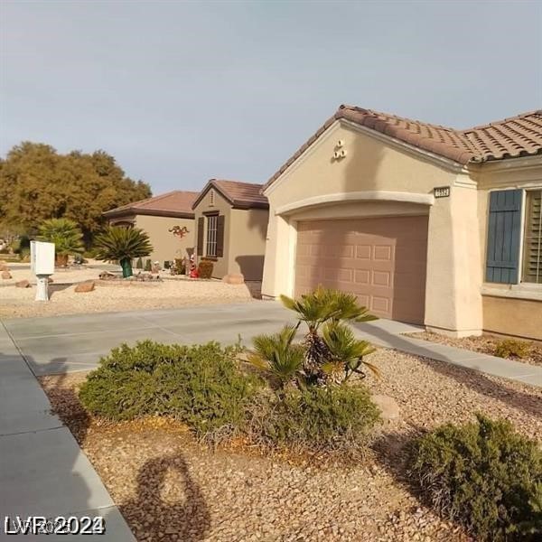 1652 Black Fox Canyon Road Henderson, NV 89052 - Photo 3 of 64