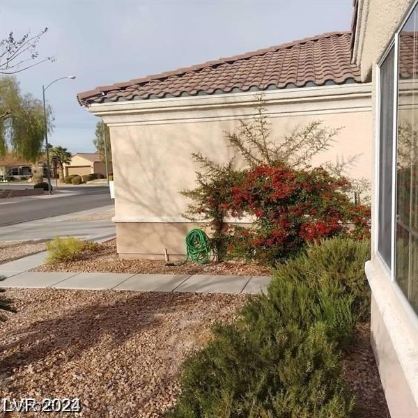 1652 Black Fox Canyon Road Henderson, NV 89052 - Photo 4 of 64