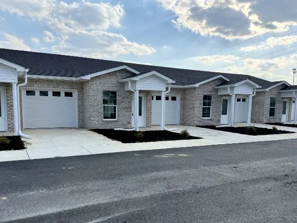 $239,900 | 741 Kings Lane, Unit C14, Tullahoma, TN 37388