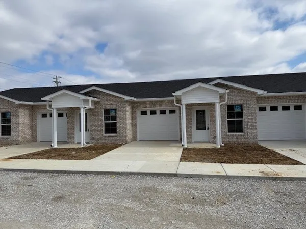 $239,900 | 741 Kings Lane, Unit C14, Tullahoma, TN 37388