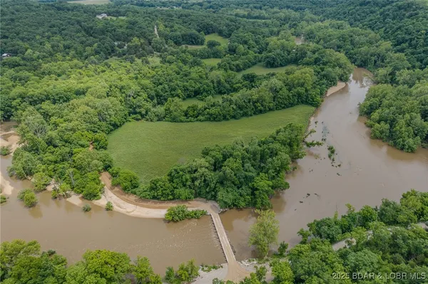 $550,000 | 4506 Tunnel Dam Road, Macks Creek, MO 65786