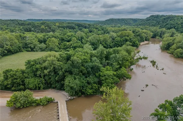 $550,000 | 4506 Tunnel Dam Road, Macks Creek, MO 65786