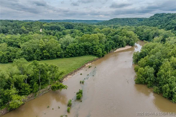 $550,000 | 4506 Tunnel Dam Road, Macks Creek, MO 65786