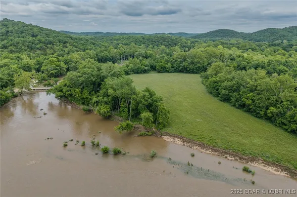 $550,000 | 4506 Tunnel Dam Road, Macks Creek, MO 65786
