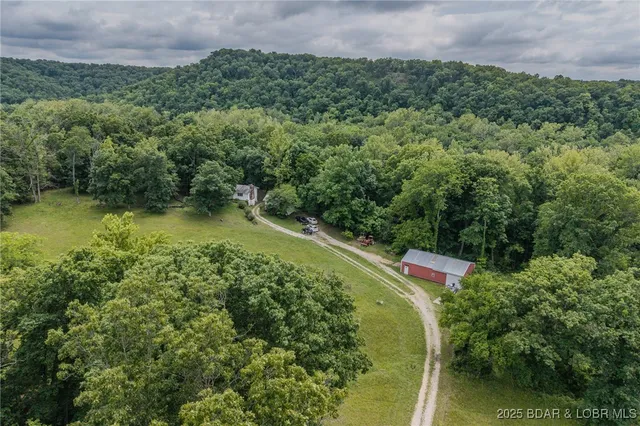 $599,000 | 4506 Tunnel Dam Road, Macks Creek, MO 65786