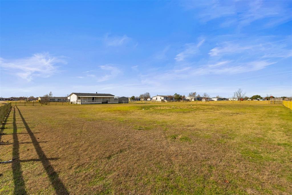 4000 Dee Drive Terrell, TX 75160 - Photo 19 of 21 a view of an ocean