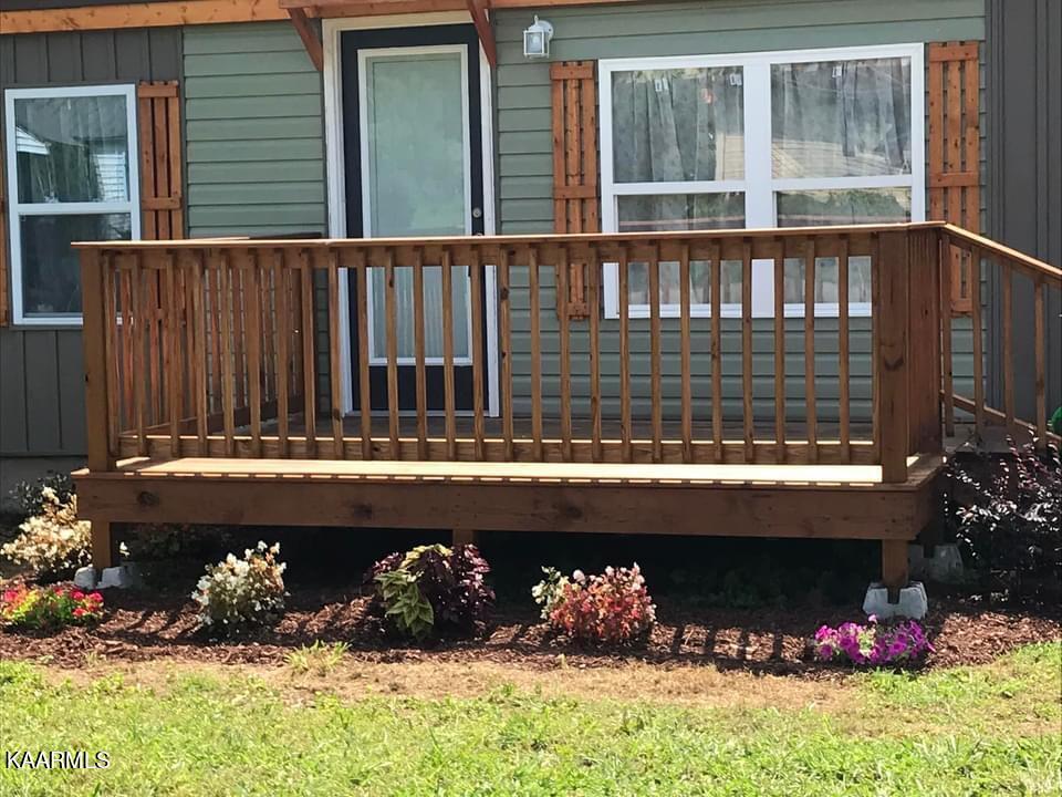 309 Warren Street Athens, TN 37303 - Photo 3 of 25 IMG_9069