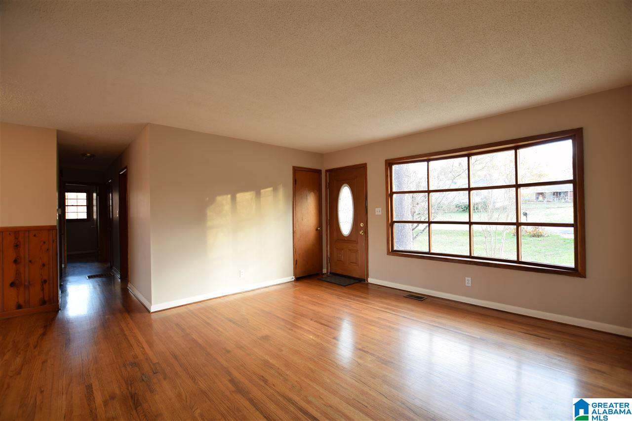 316 Hunter Road Gardendale, AL 35071 - Photo 7 of 38