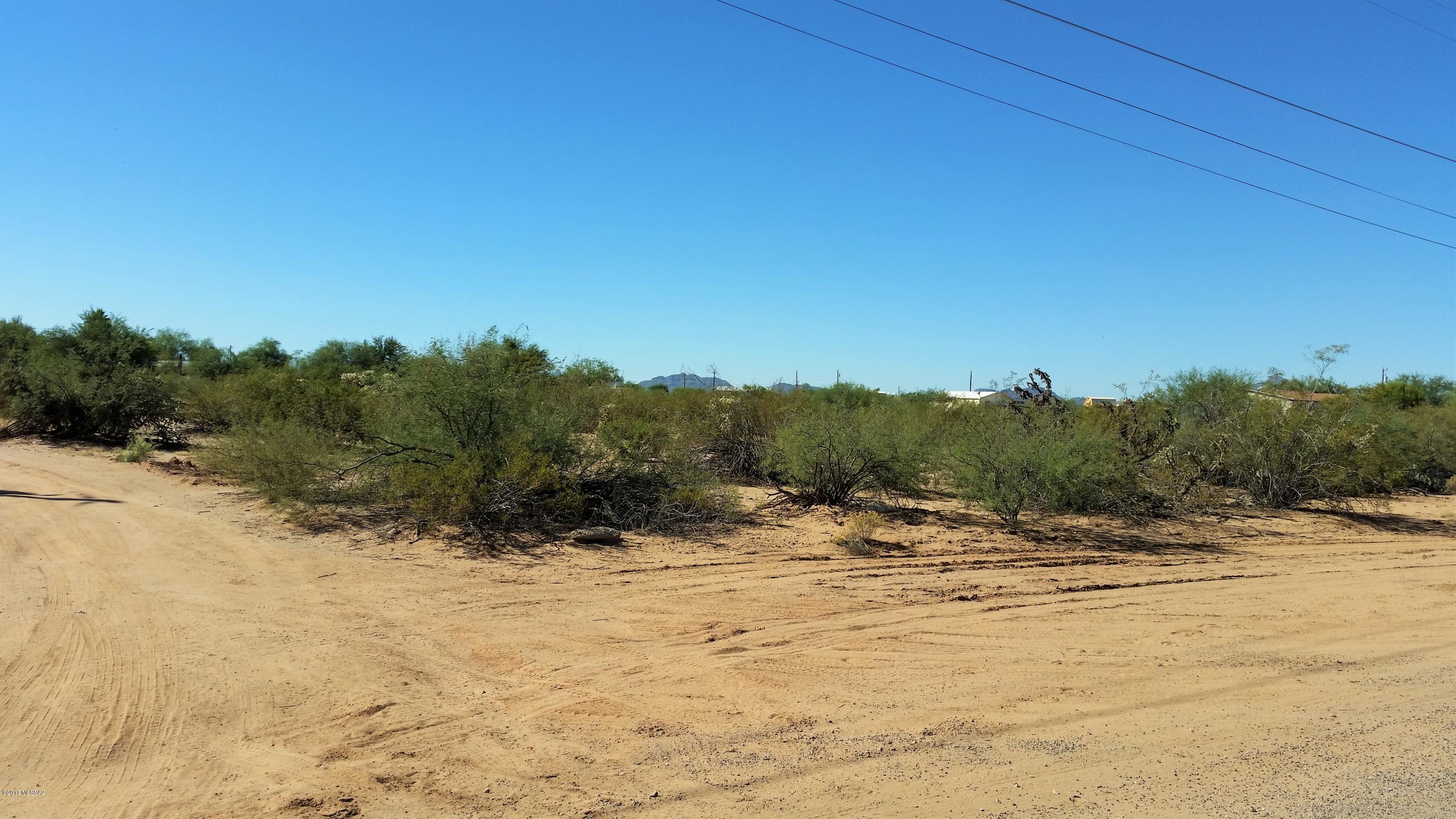 11965 North Carbine Road, Unit 3 Marana, AZ 85653 - Photo 6 of 7