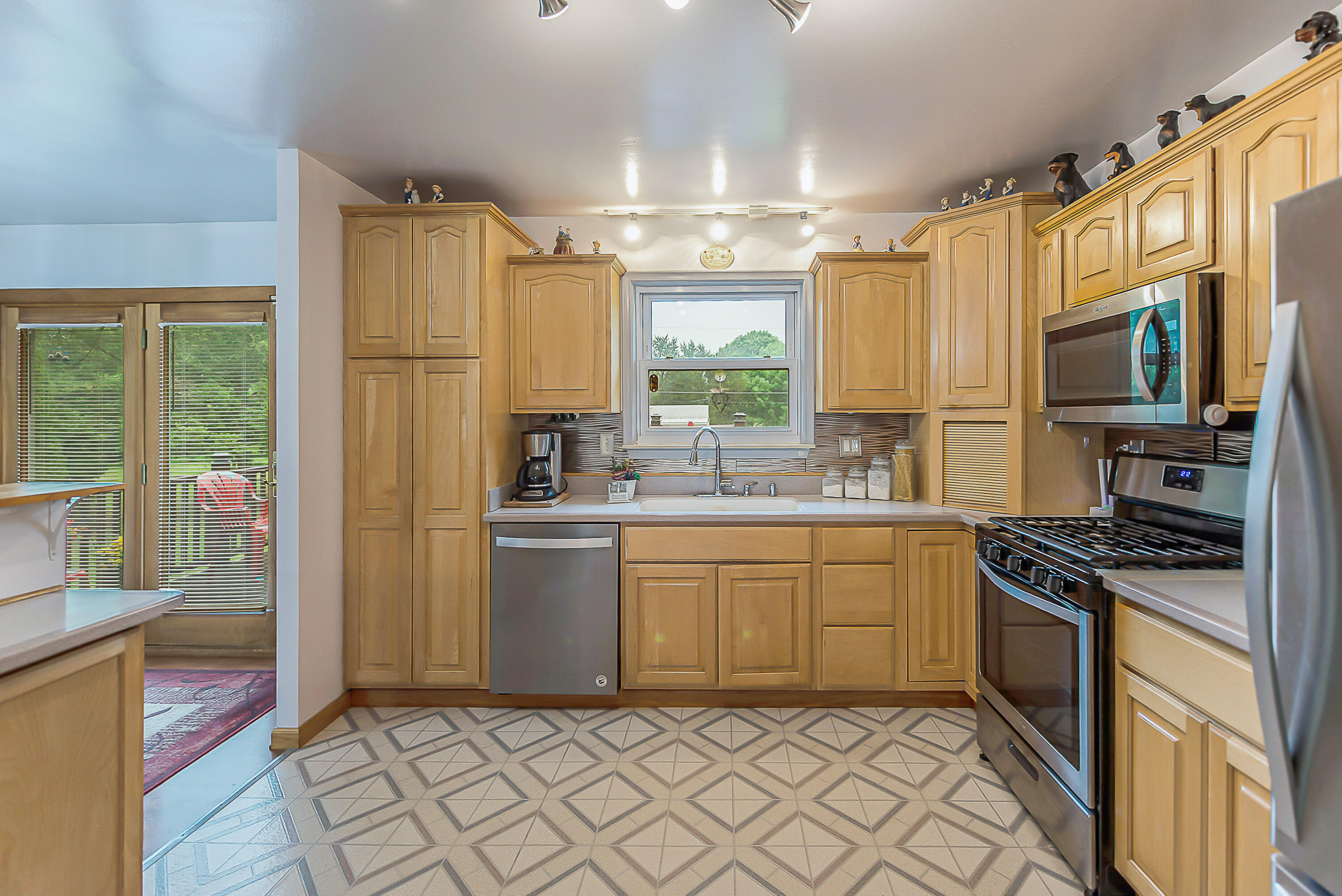 4338 Swarthout Road Pinckney, MI 48169 - Photo 12 of 46 DSC_4986-2