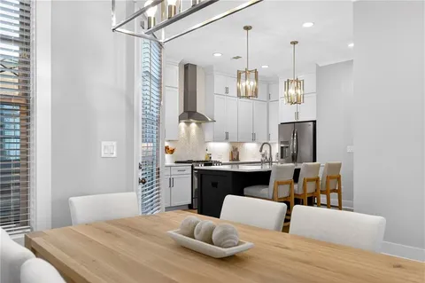 $799,900 | 805 Castile Lane, Woodstock, GA 30188