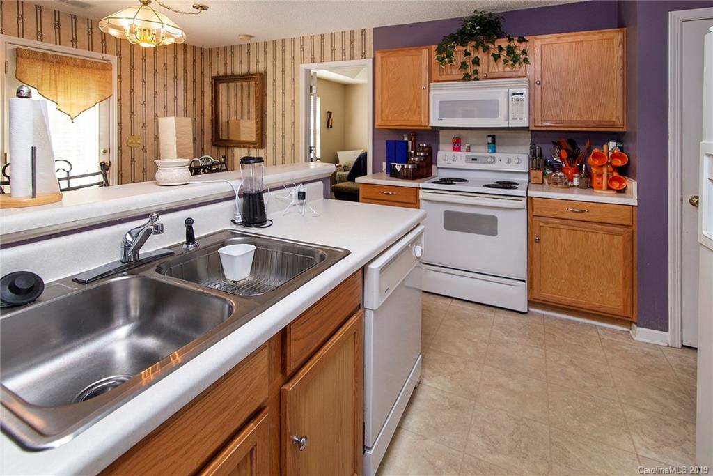 6938 Rumple Road Charlotte, NC 28262 - Photo 7 of 19 Gallery Image 7