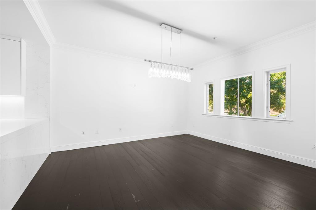 456 East Boca Raton Road Boca Raton, FL 33432 - Photo 14 of 24 an empty room with a window