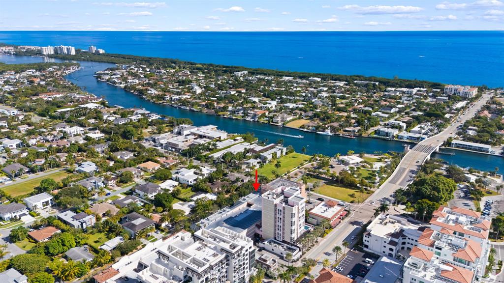 456 East Boca Raton Road Boca Raton, FL 33432 - Photo 4 of 24 a view of an outdoor space