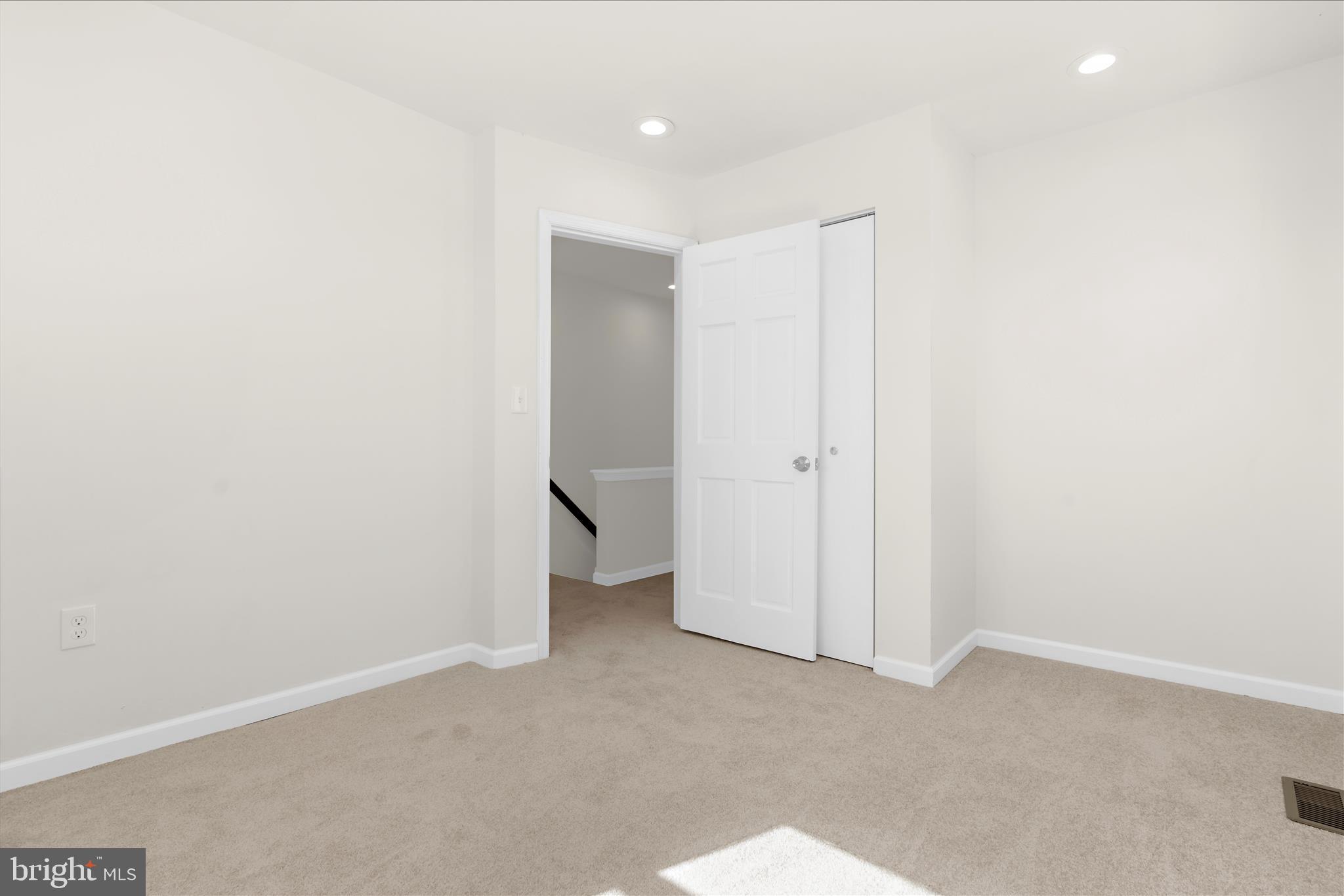 2703 Creston Road Baltimore, MD 21222 - Photo 16 of 38