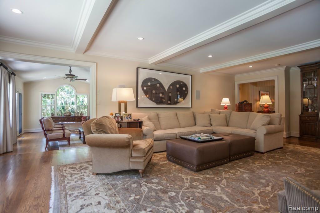 2601 Indian Mound Road Bloomfield Hills, MI 48301 - Photo 7 of 23