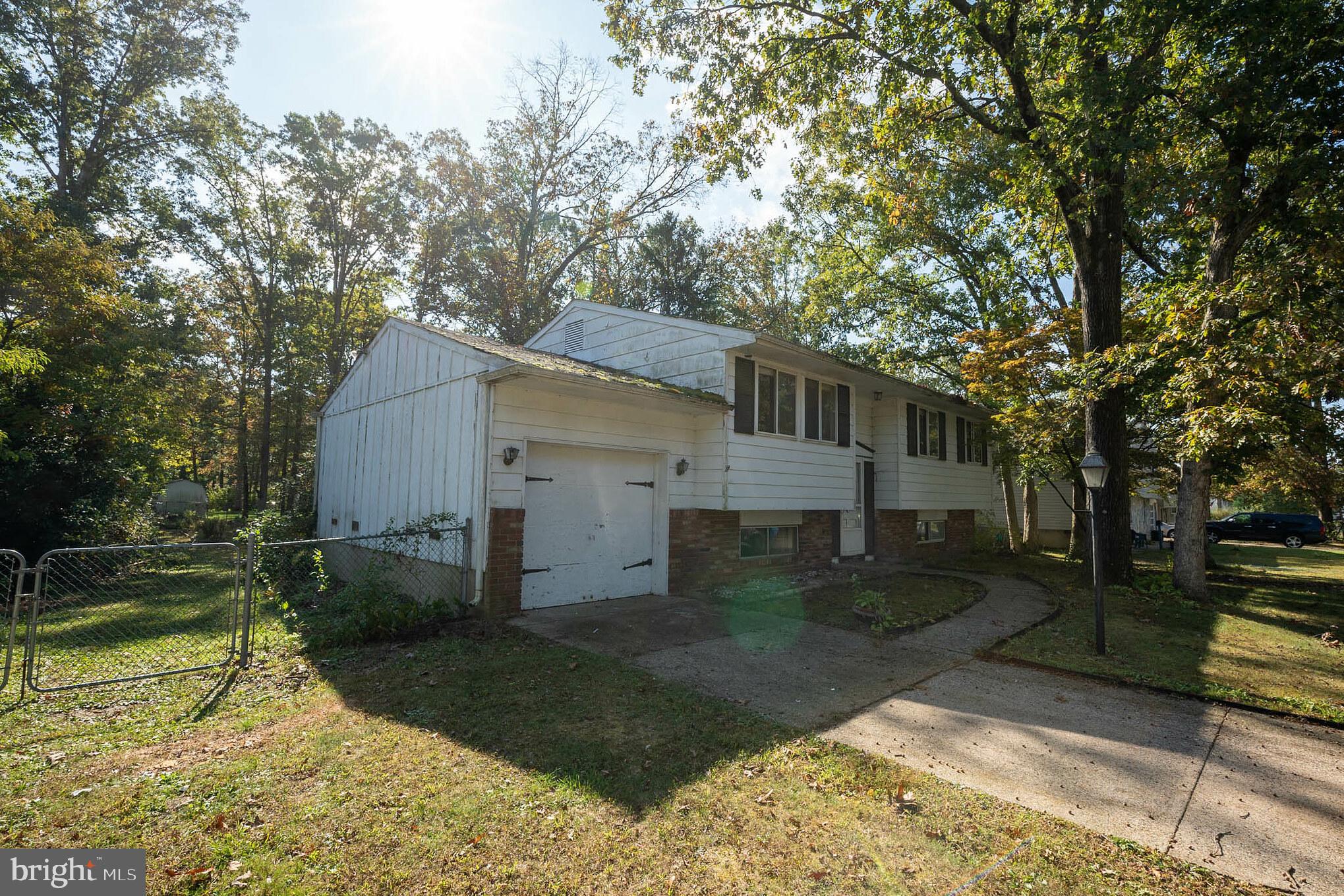 56 Briarcliff Road Atco, NJ 08004 - Photo 3 of 25 Gallery Image 3